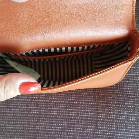 Kate Spade Black and Brown Crossbody Bag with Braided Detail - Picture 5 of 12